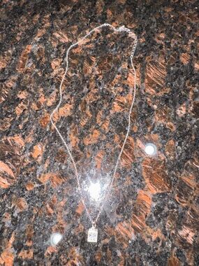 Silver-tone Pendant Necklace with Clear Crystal Accent - Women Jewelry NEW